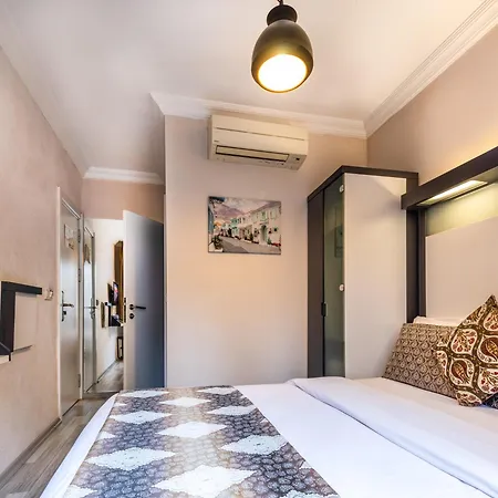 Hotel La Legende
