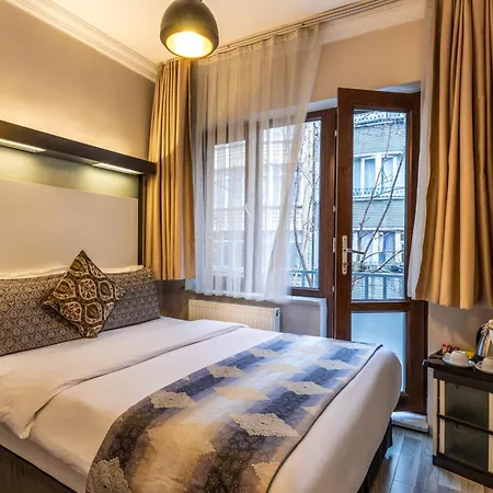 Hotel La Legende *